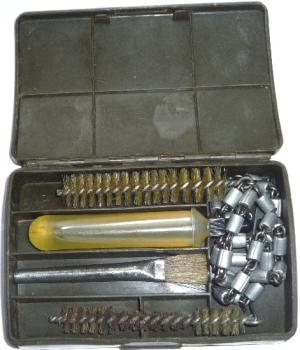 Bundeswehr Waffenreinigungsset ab Kal. 7.62x51, komplett in Platikbox, gebraucht